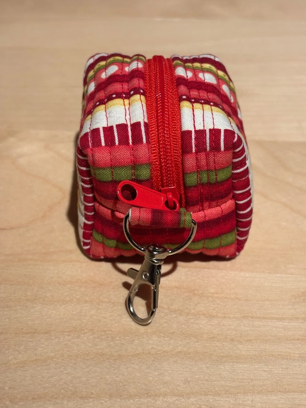 N/A compact quilted